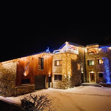 度假居 Le Refuge Cal Chalon , De Luxe Au Coeur Du Village *