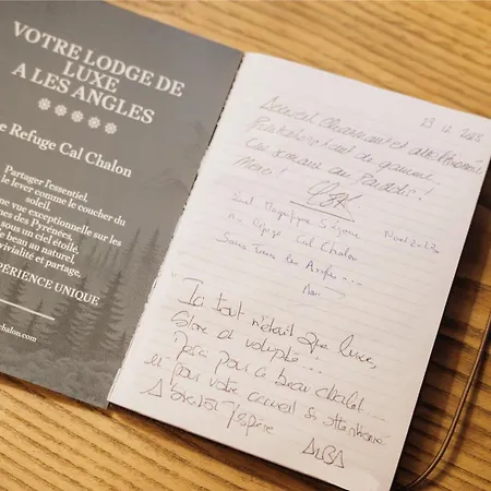 בית נופש Le Refuge Cal Chalon , De Luxe Au Coeur Du Village *