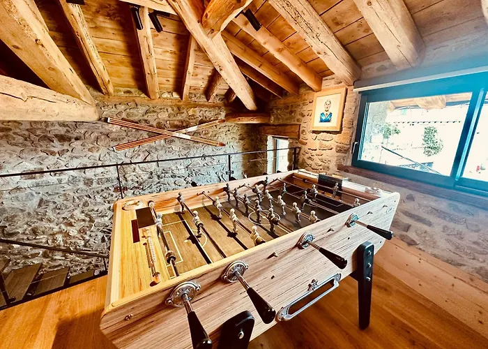 Nyaraló Le Refuge Cal Chalon , De Luxe Au Coeur Du Village