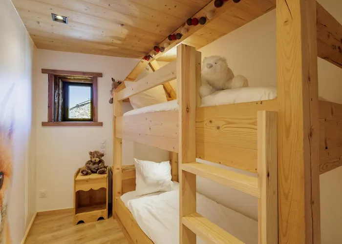 Nyaraló Le Refuge Cal Chalon , De Luxe Au Coeur Du Village