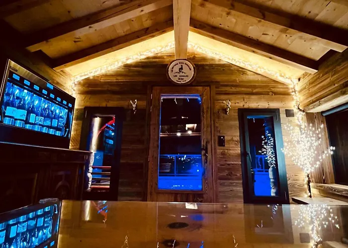Nyaraló Le Refuge Cal Chalon , De Luxe Au Coeur Du Village *